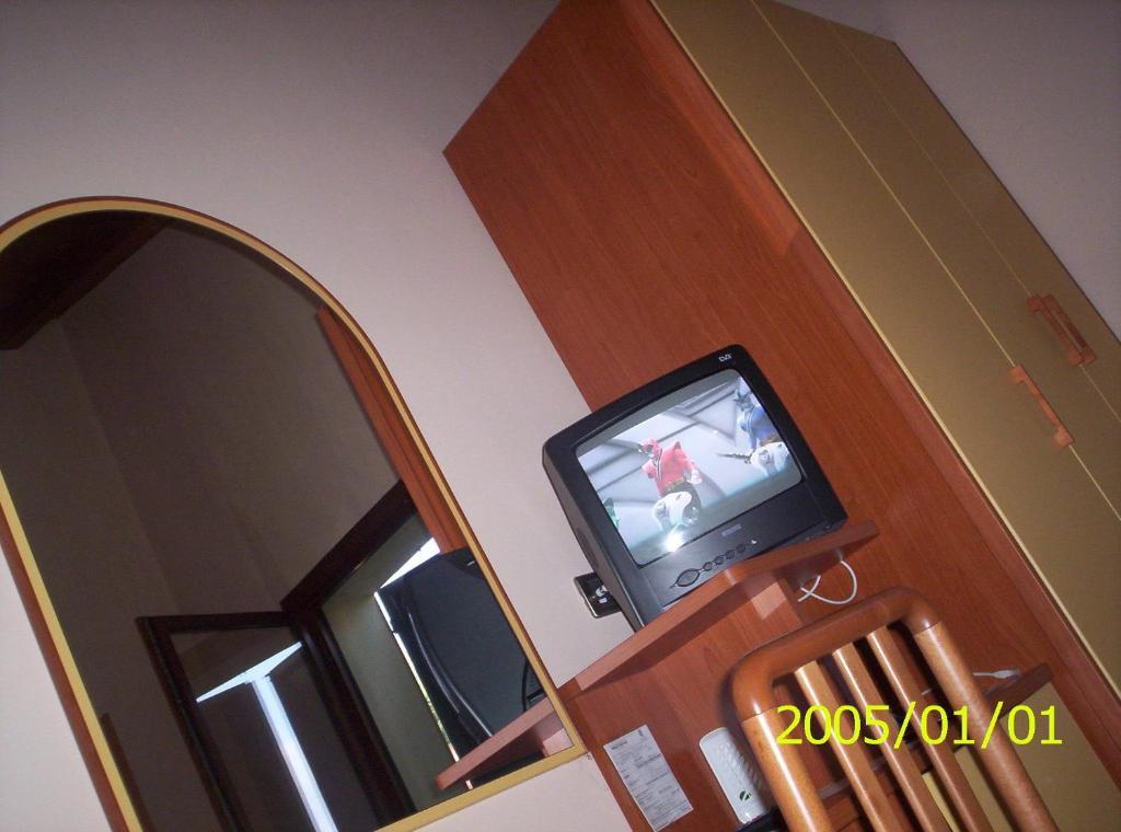 Villa Gioconda Resort Migliarino Zimmer foto
